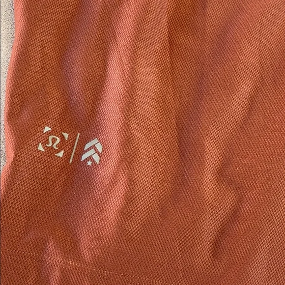 Lululemon x barrys stronger as one short 7” - Picture 6 of 7